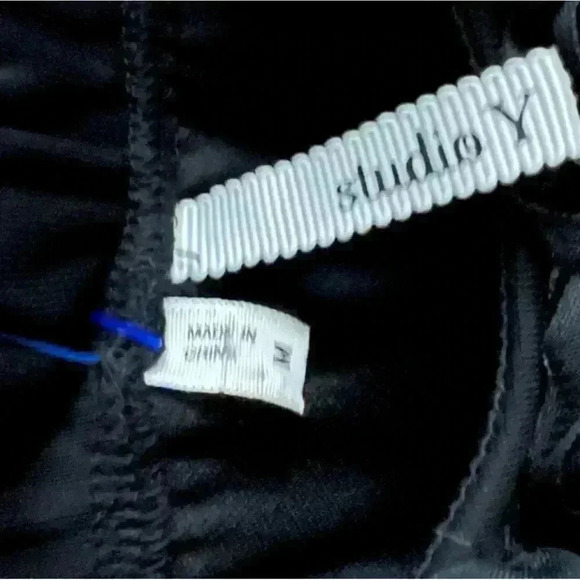 Studio Y prom dress size medium - Picture 4 of 4